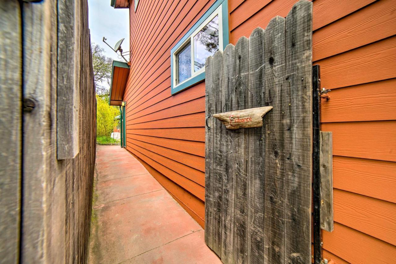 Hilltop Loft Ukiah Vacation Rental! 외부 사진