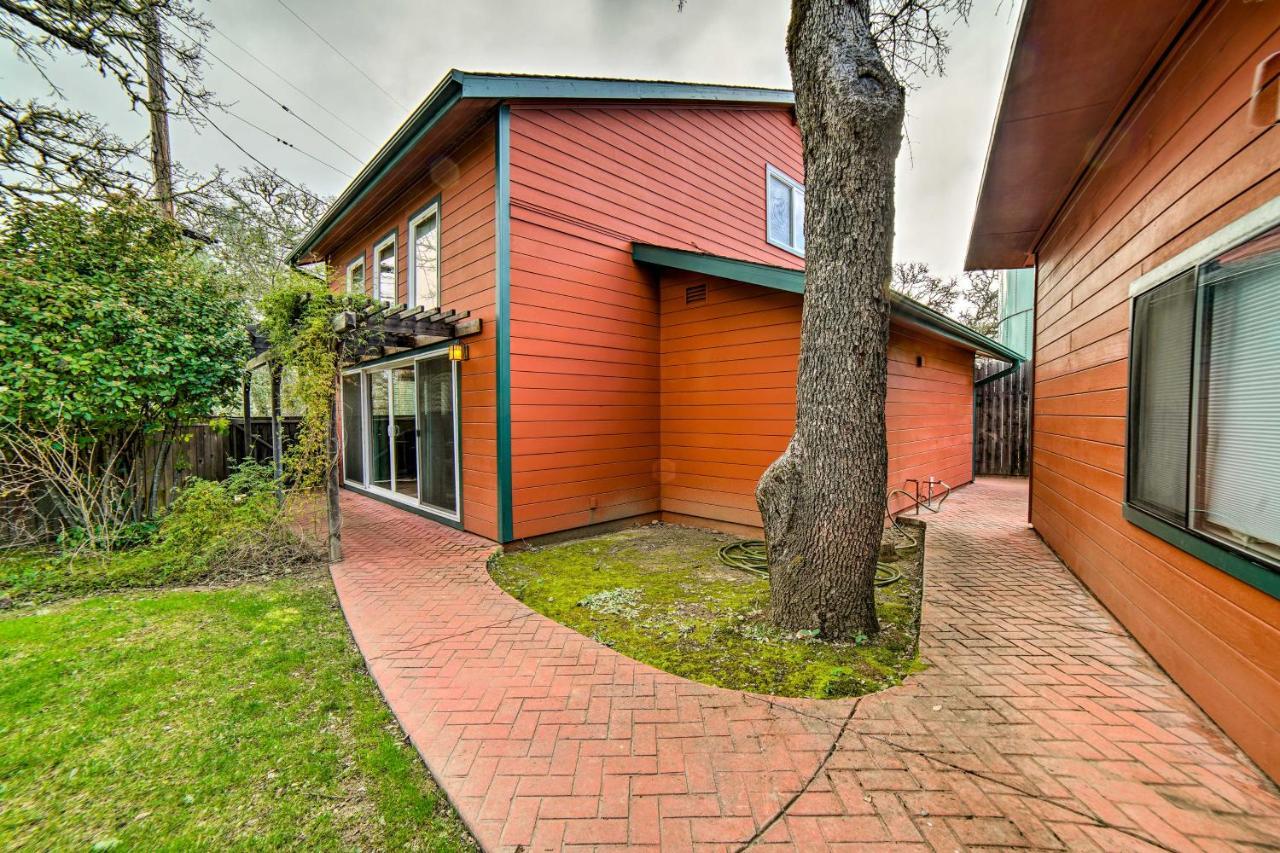 Hilltop Loft Ukiah Vacation Rental! 외부 사진